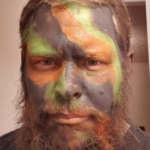 Profile Picture of Adam Babb (@baneofforlorn) on Poshmark