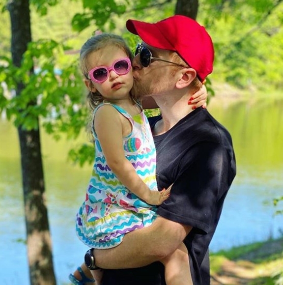 Profile Picture of Jeff Allen (@redheadroper) on Poshmark