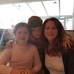 Profile Picture of Suzanne Sharp (@pumpkinsand_petals) on Instagram