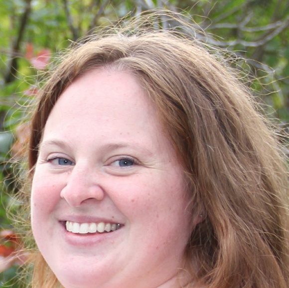 Profile Picture of Megan Jaeger (@farmnsweets) on Poshmark