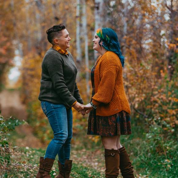 Courtney Hurdal - Poshmark Profile Picture of Courtney Hurdal (@im_a_thinker) on Poshmark