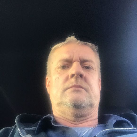 Profile Picture of Thomas Rose (@tommyrose123) on Poshmark