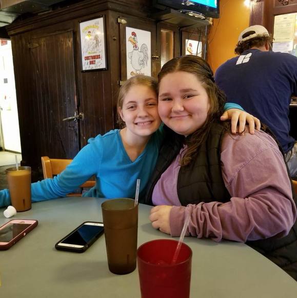 Profile Picture of Kelcie Kwiatkowski (@kelciekwi) on Poshmark