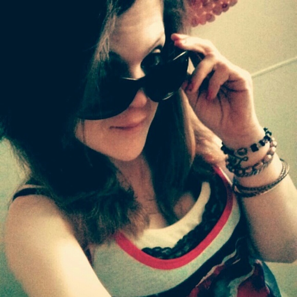 Profile Picture of Jenna Tyrer (@jennabobenna321) on Poshmark