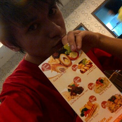 Profile Picture of Huang Jen Liang (@huangjenliang) on Twitter