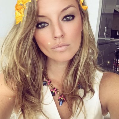 Profile Picture of Lauren Cunningham (@laurencorc) on Twitter