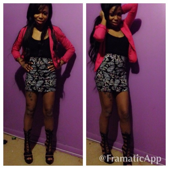 Profile Picture of Ty Patterson (@tyshira87) on Poshmark