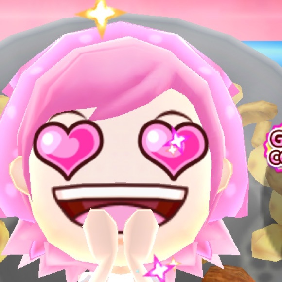 Profile Picture of Catalina Aguero (@pastelkurage) on Poshmark