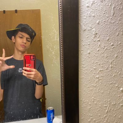 Emilio Lucero - Twitter Profile Picture of Emilio Lucero (@EmilioL95126782) on Twitter