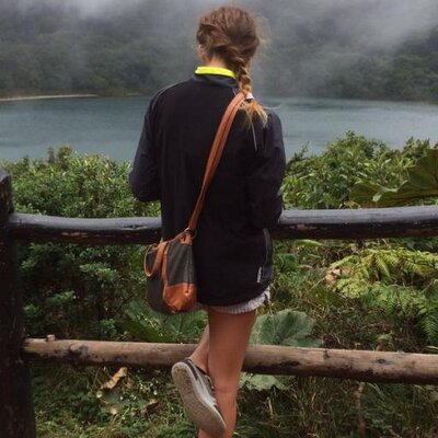 Profile Picture of Alexa Lowe (@lowe_alexa) on Twitter
