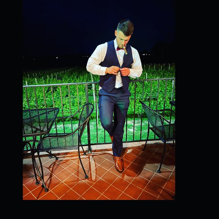 Profile Picture of derek_doan_ (@derek_doan_) on Tiktok