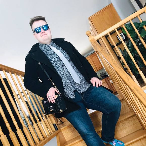 Profile Picture of Ryan Chalmers (@rnchalmers) on Poshmark