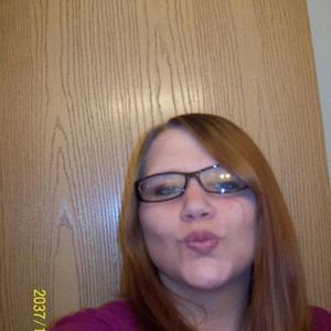 Profile Picture of Heather Conn (@leann1988) on Myspace