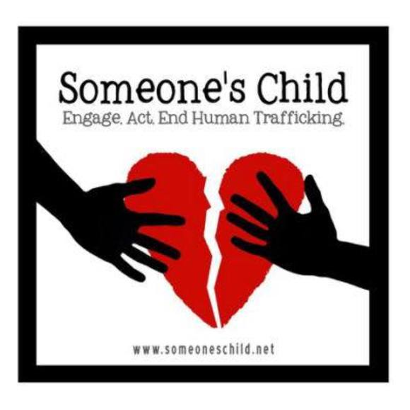 Profile Picture of Amy Hedgpeth (@raenette_73) on Poshmark