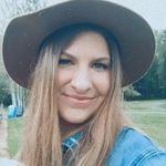 Profile Picture of Jean (@lovingadeline) on Instagram