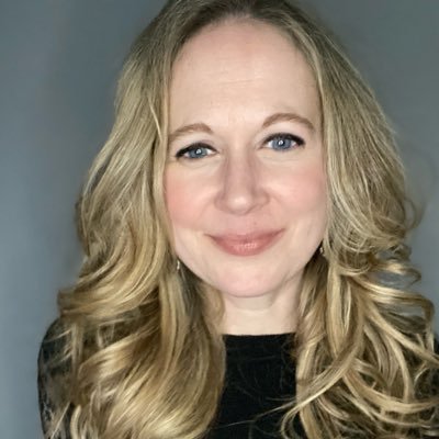 Profile Picture of Lisa Holmes (@lisaholmes) on Twitter