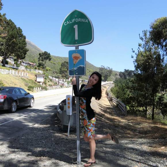 Profile Picture of Siyu Chen (@maggiecjen319) on Poshmark