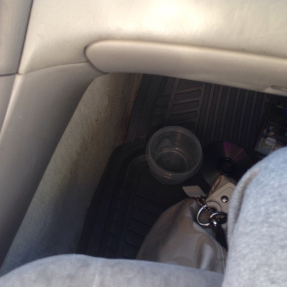 Profile Picture of Glenda Vollet (@glendavollet1) on Poshmark