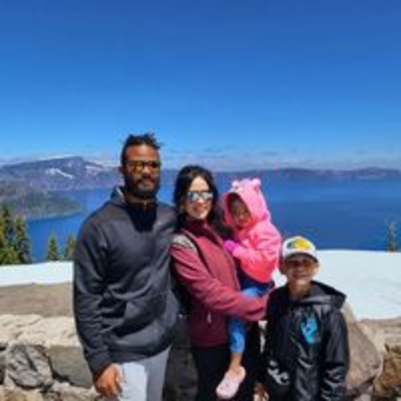 Profile Picture of Joshua Schutte (@joshua_schutte) on Poshmark