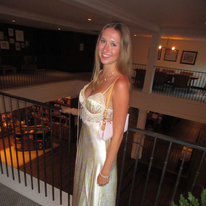 Profile Picture of Julia💌 (@julia..hoff) on Tiktok