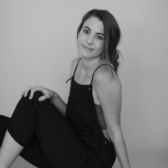 Profile Picture of Stephanie Betsill (@stephbetsill) on Poshmark