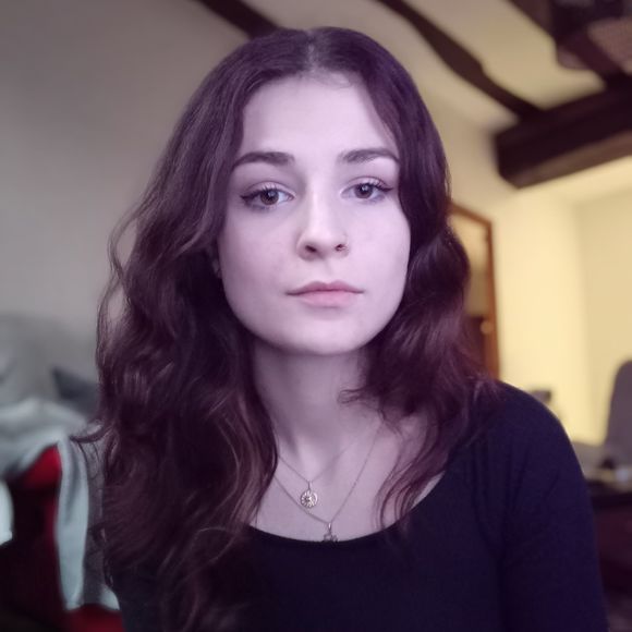 Anaïs Chevret - Poshmark Profile Picture of Anaïs Chevret (@tortue) on Poshmark