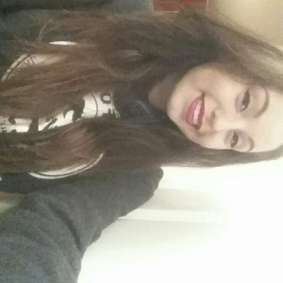 Jasmine Kaye - Poshmark Profile Picture of Jasmine Kaye (@jazzy_freshh) on Poshmark