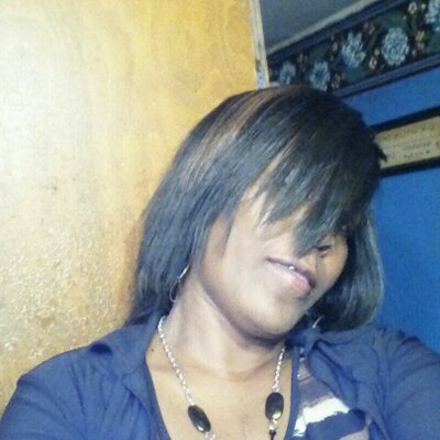 Profile Picture of Beverly Page (@beverlypage14) on Twitter