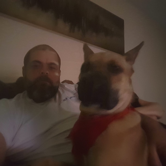 Profile Picture of Ivan Santana (@ivan100471) on Poshmark