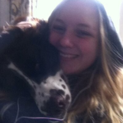 Profile Picture of Leah Veldkamp (@fluffyguitars) on Twitter