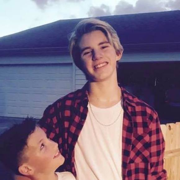 Profile Picture of Caleb Johnston (@diginski) on Poshmark