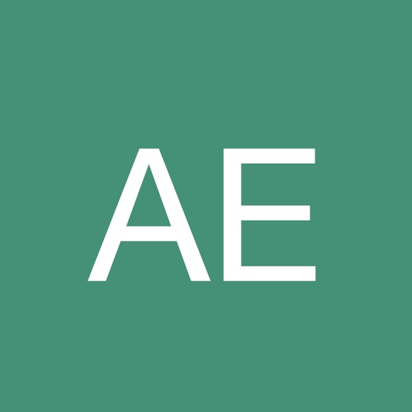 Profile Picture of Aaron Eisberg (@teameis) on Poshmark