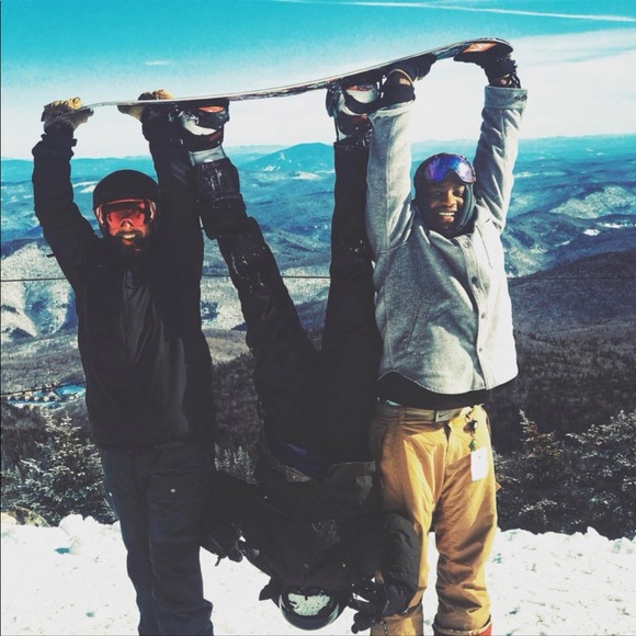 Profile Picture of Emma Pells (@emmapells) on Poshmark