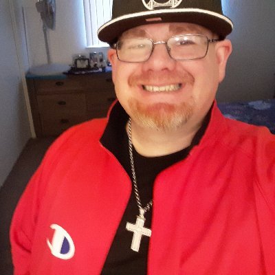 Profile Picture of David Tarvin (@DaeVeeTee) on Twitter