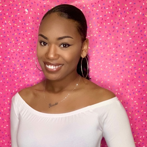 Profile Picture of Ericka Brumfield (@erickaxb_) on Poshmark