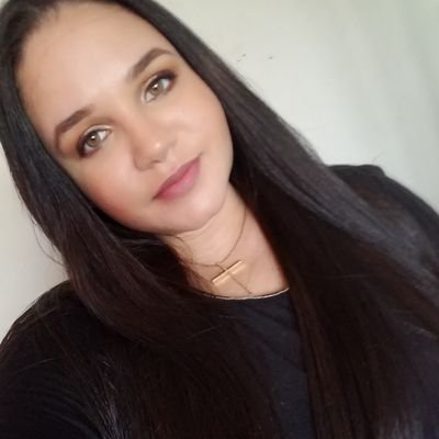 Profile Picture of Linette Hernández (@Linyhdez) on Twitter