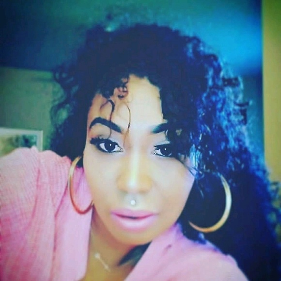 Profile Picture of Kerry-ann Swaby (@tkswaby) on Poshmark