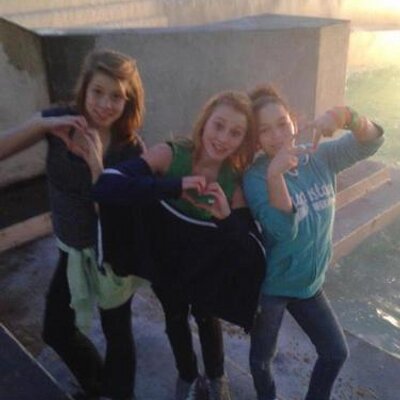 Profile Picture of Jessica Scheer (@ILoveYhu232) on Twitter