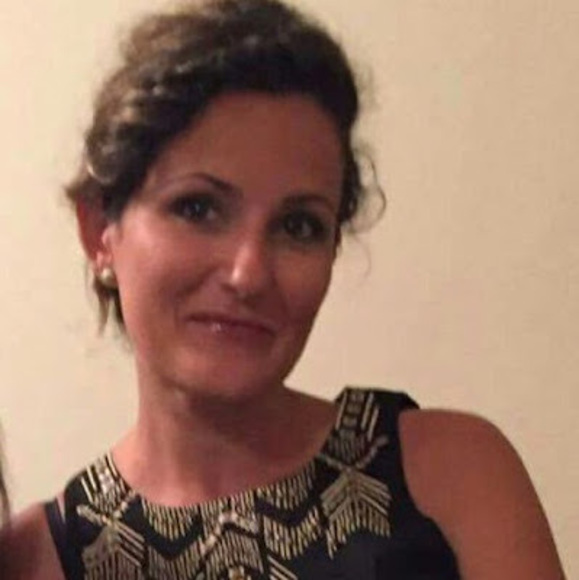 Profile Picture of Dobrilla Melnik (@dobrillam) on Poshmark