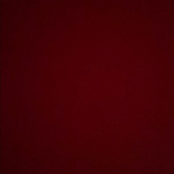 Profile Picture of Raegan Isler (@raeganisler) on Poshmark