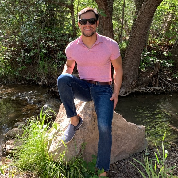 Profile Picture of Axel Mendoza (@betiomendoza) on Poshmark