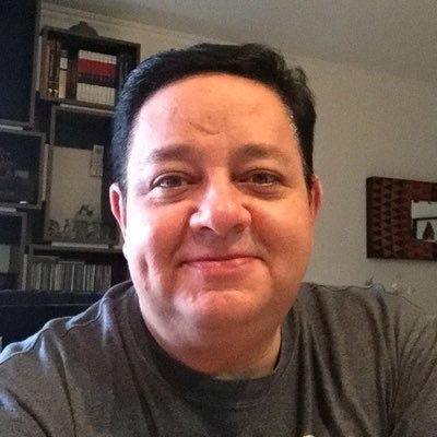 Profile Picture of Erasmo J. Avellaneda (@ejavesan) on Twitter