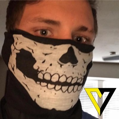 Profile Picture of Ivan Hunter  🐍 (@Boogiekights) on Twitter