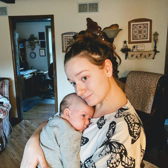 Profile Picture of Allison Frayer (@allisonfrayer) on Poshmark