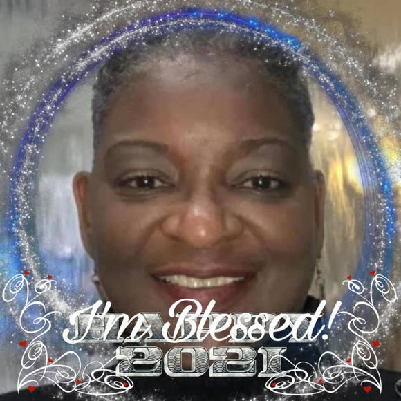 Profile Picture of Tracy Scott (@sco9tra) on Poshmark