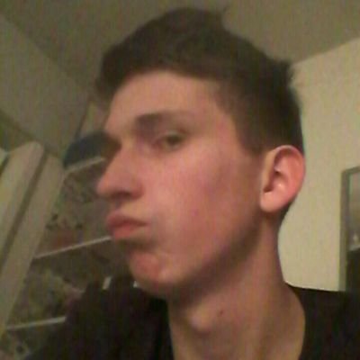 Profile Picture of Sean-Raven Hoffmann (@17accc74925e4cd) on Twitter