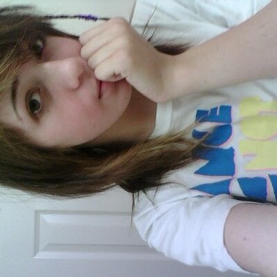 Profile Picture of Leila Pearson (@leilabear) on Twitter