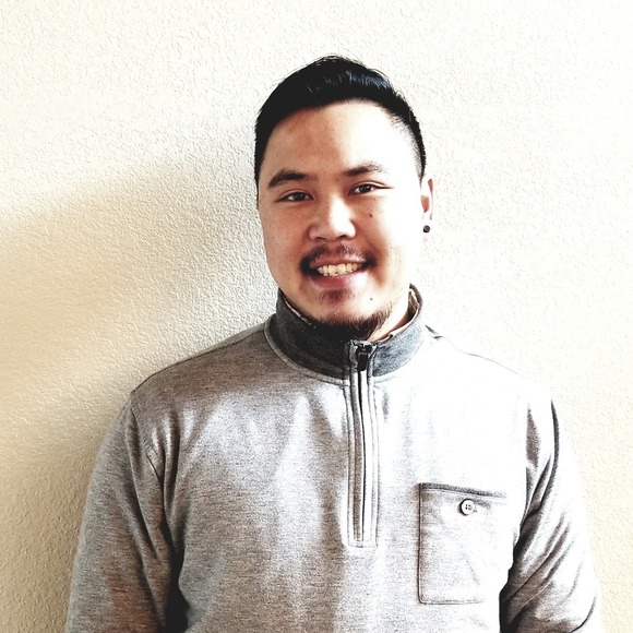 Profile Picture of Dawen Tsien (@lmwear) on Poshmark