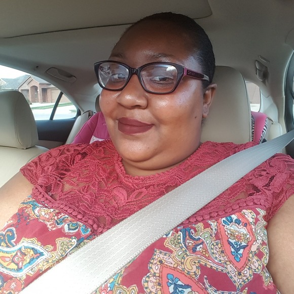 Profile Picture of Ashley Sylvie-whitley (@sylvieashley) on Poshmark