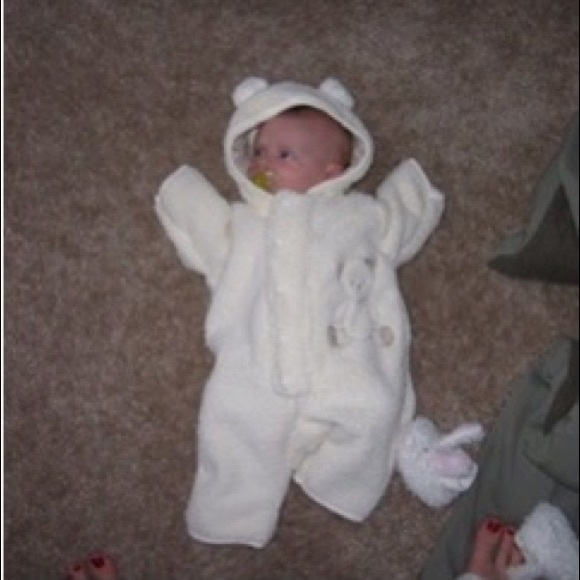 Profile Picture of Audrey Hansen (@audreyrose386) on Poshmark